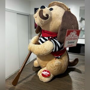 Gondolomio Italian Singing Plush Dog "O Sole Mio" Gondolier 12”